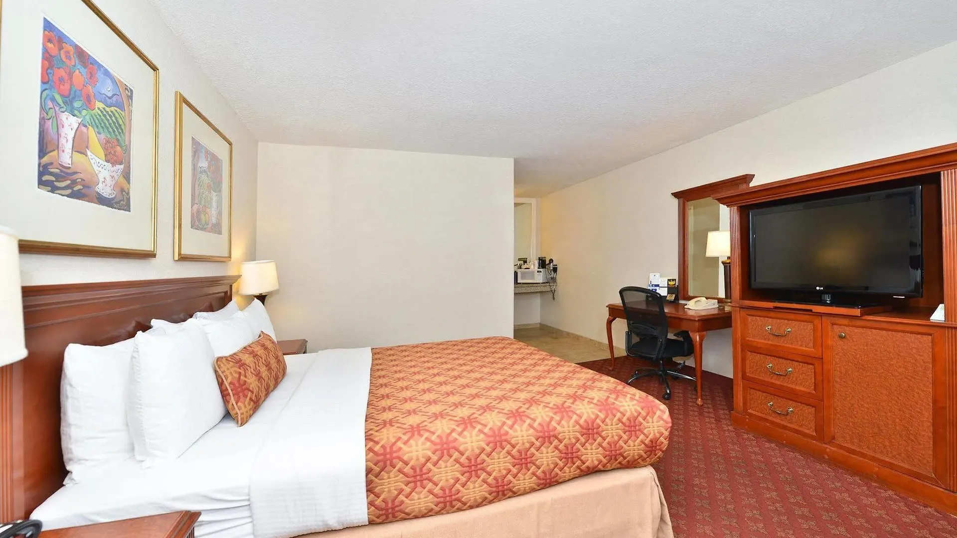 Best Western Plus Anaheim Inn